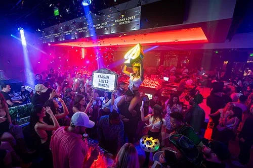 Heights Social bottle service presentation